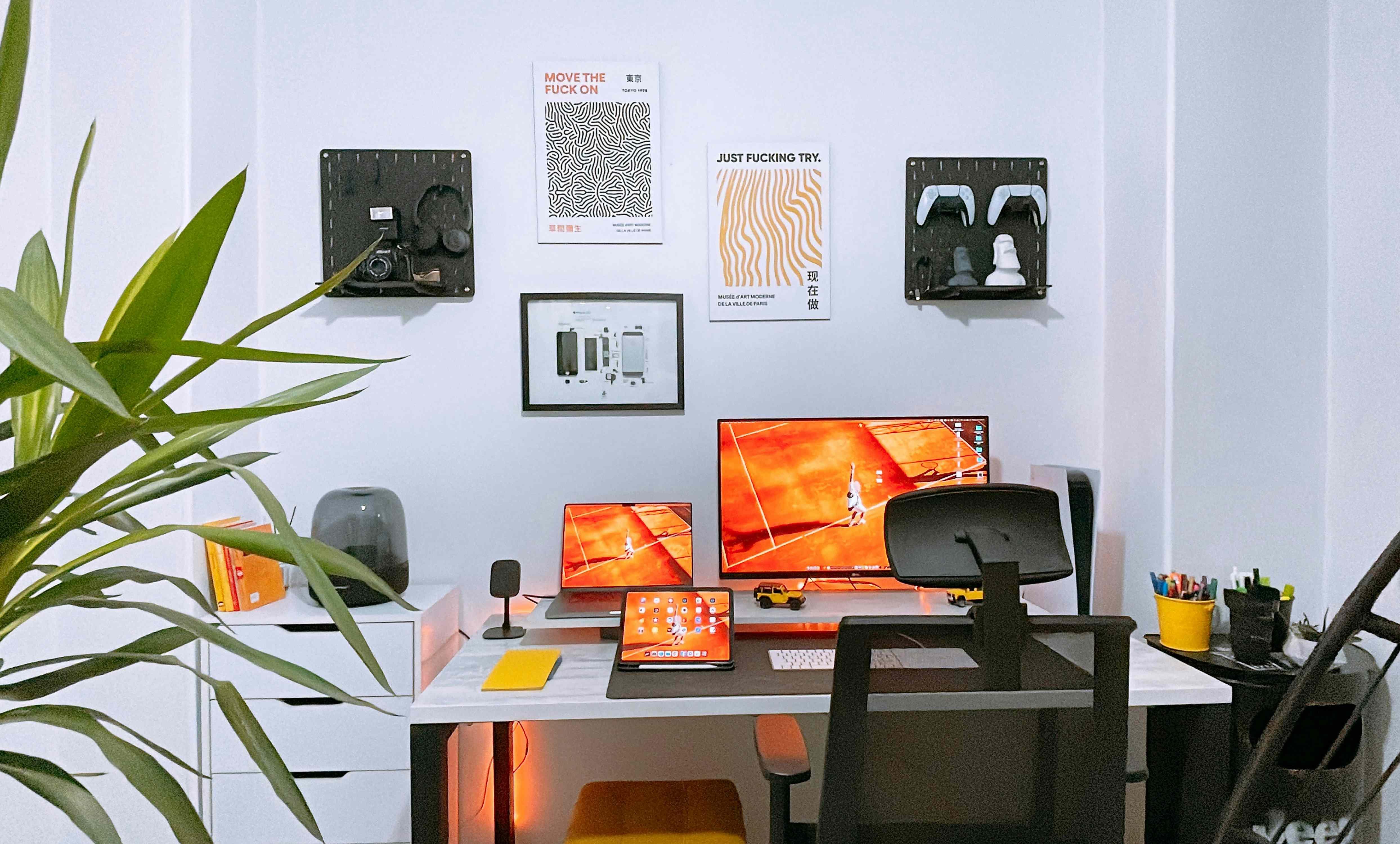 electric standing desk.jpg