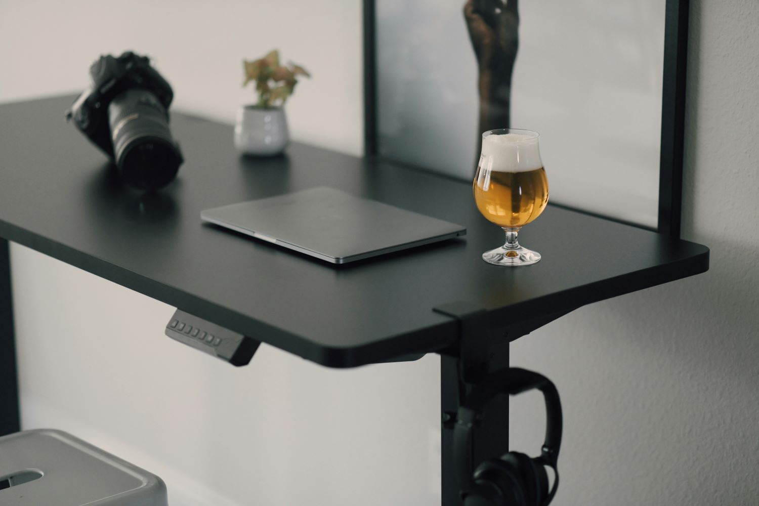 Flexible Mobile Workstations with Pneumatic Height Adjustable Desks